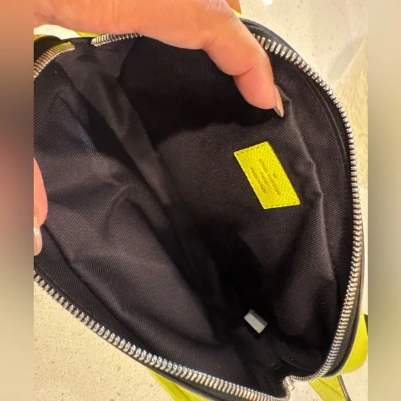 Louis Vuitton Taigarama Belt Bag - Picture 8 of 10